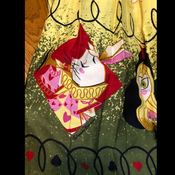 Pinup Couture Steph Buscema Alice in Wonderland - Picture 7 of 7